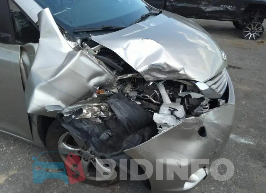 5TDKK3DC7FS529010 Photo# 6