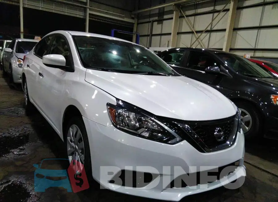 001AB7AP1HL670399 Photo# 1