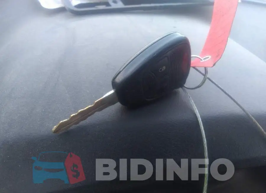 1C4NJPBB9GD650037 Photo# 11