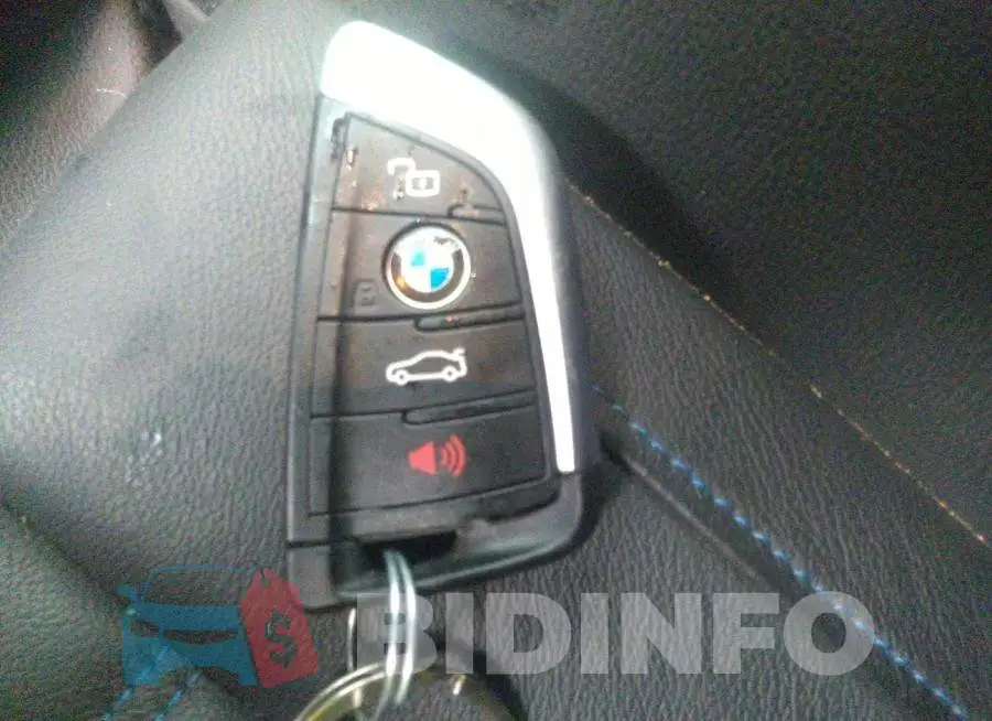 3MW5U9J05M8B88519 Photo# 11
