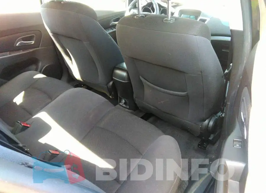 1G1PC5SB2F7267554 Photo# 8
