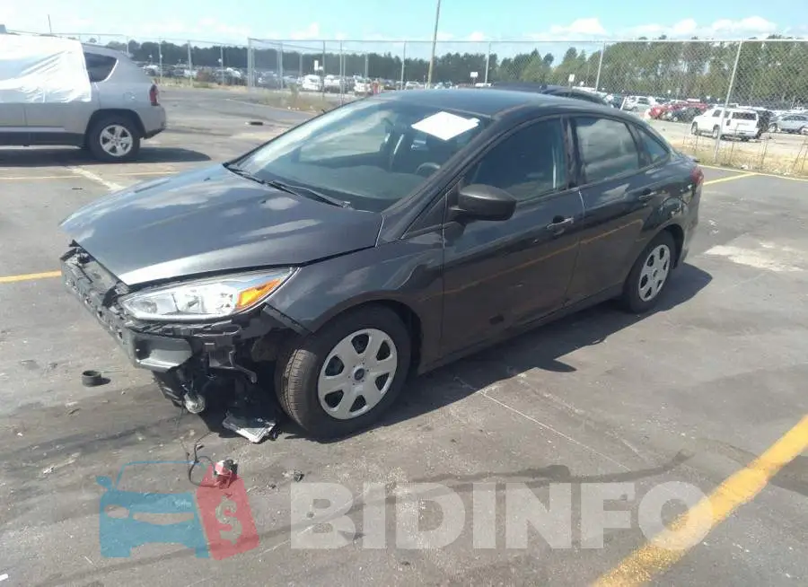 1FADP3E28GL385184 Photo# 2