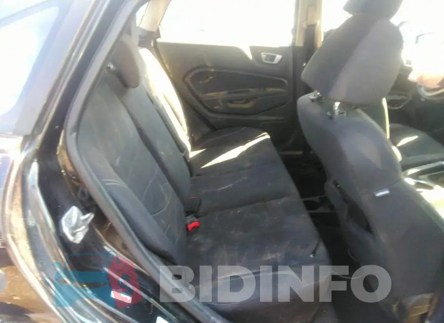 3FADP4BJ2FM112403 Photo# 8