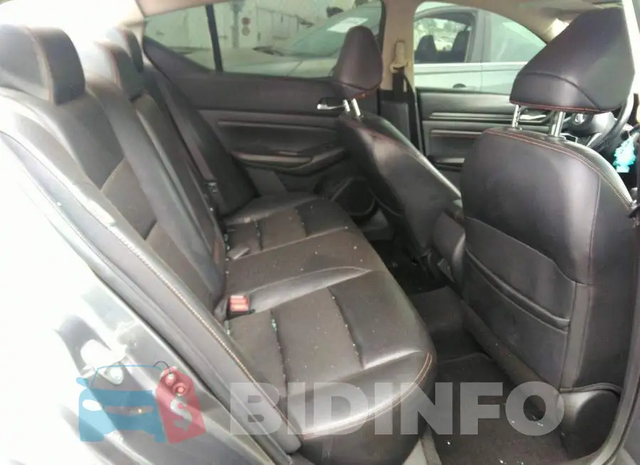 1N4BL4CV3KC190401 Photo# 8