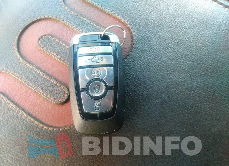 1FT7W2BT9JEB94399 Photo# 11