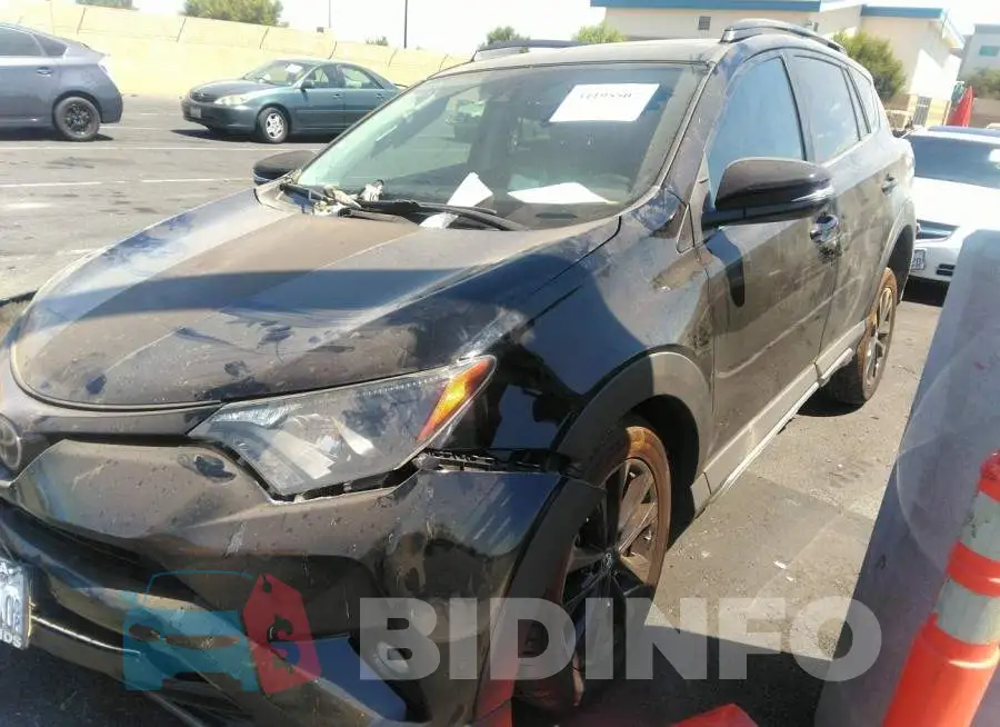 2T3WFREV8JW418708 Photo# 2