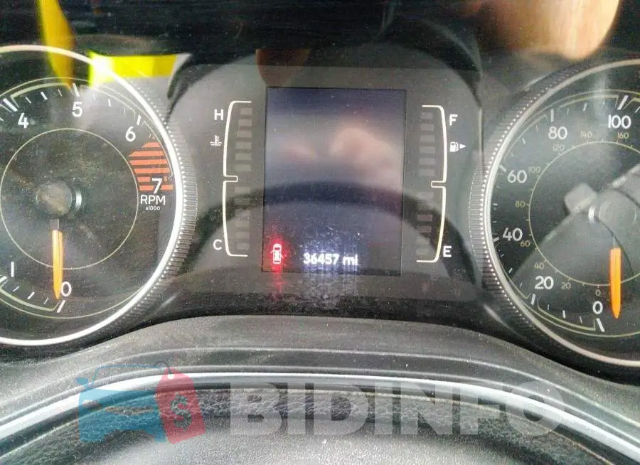 1C4PJLCB2KD205034 Photo# 7