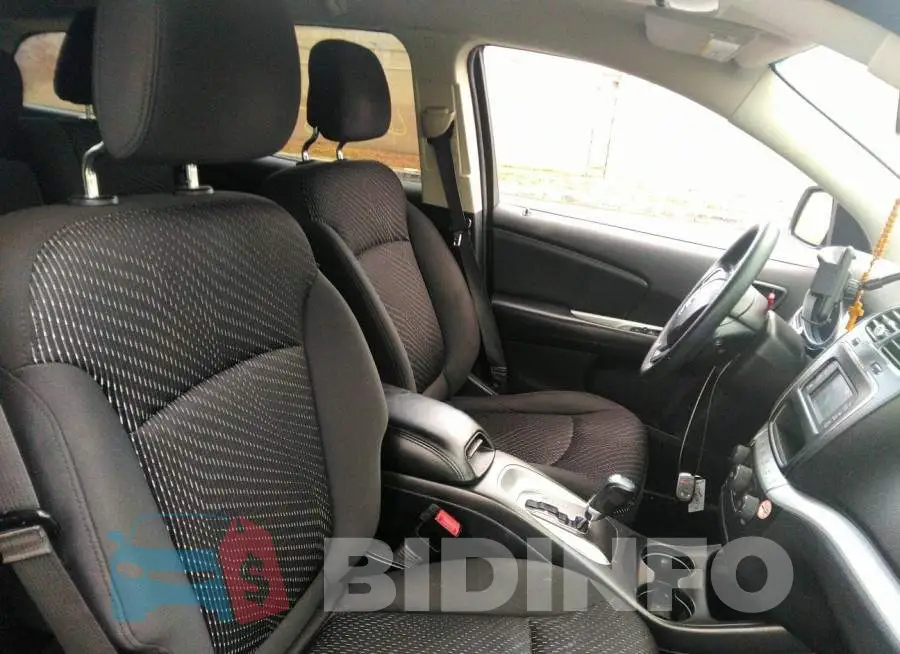 3C4PDCBG7HT511136 Photo# 5