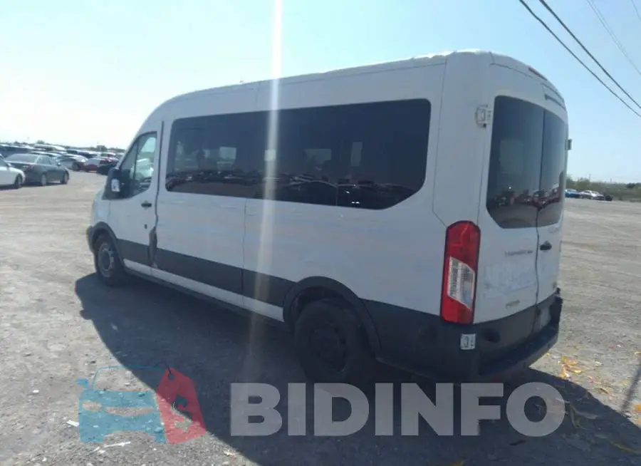 1FBAX2CV4HKB35781 Photo# 3