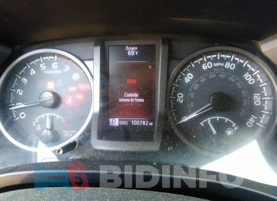 3TMBZ5DN8HM011080 Photo# 7