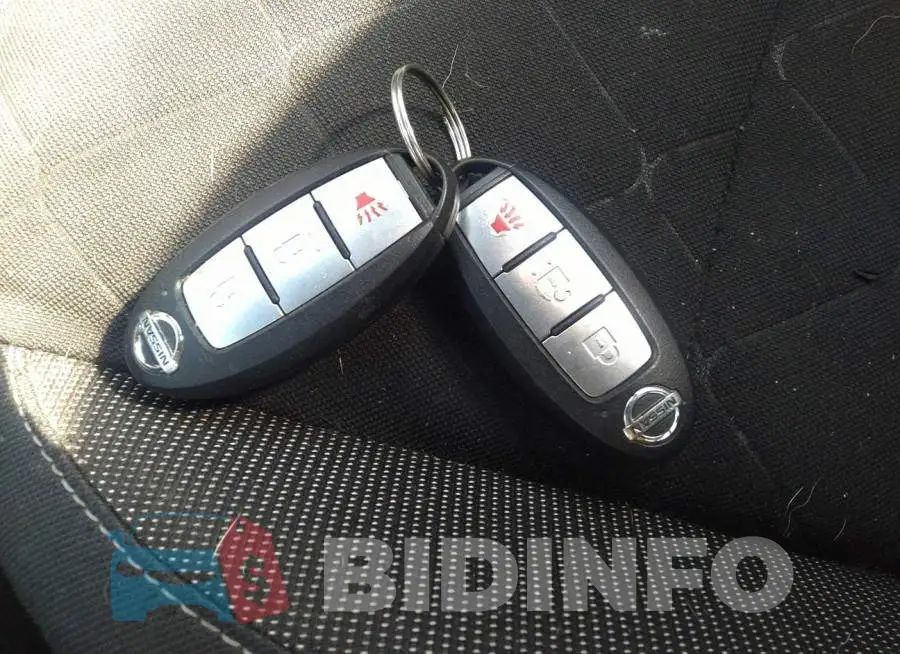 3N1CP5CU3KL527172 Photo# 11