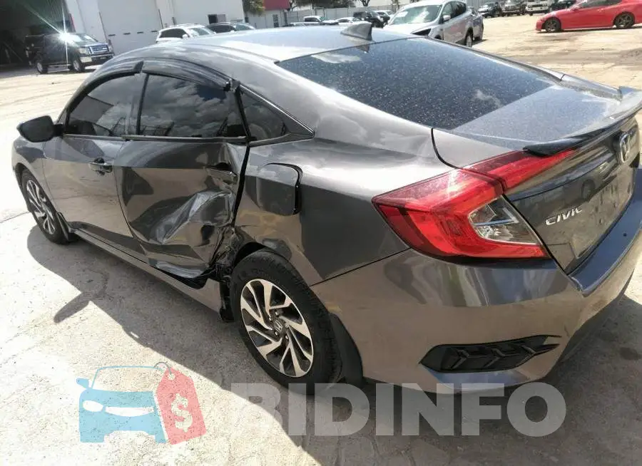 19XFC2F70HE007423 Photo# 6