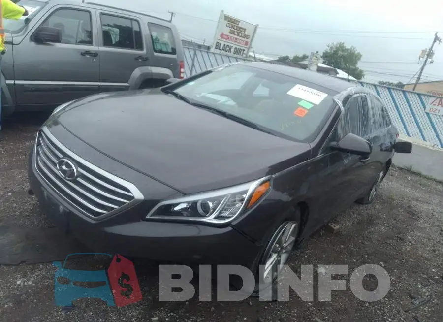 5NPE24AF2FH186887 Photo# 2