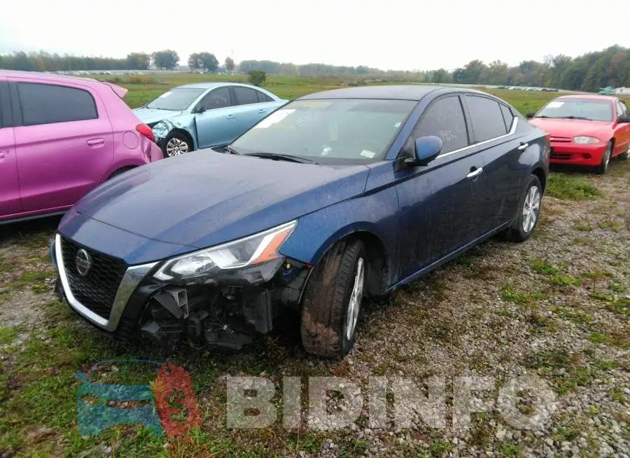 1N4BL4BV0KC130836 Photo# 2
