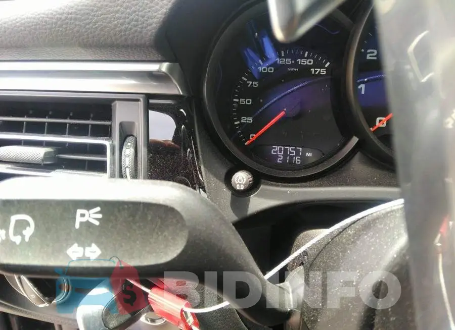 WP1AA2A54LLB09747 Photo# 7