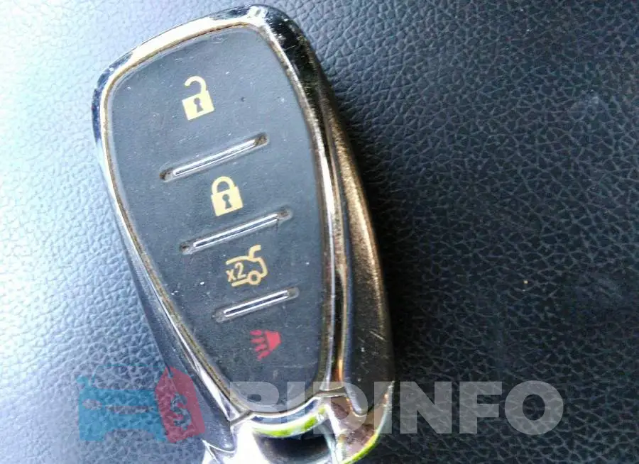 1G1ZB5ST8HF280435 Photo# 11