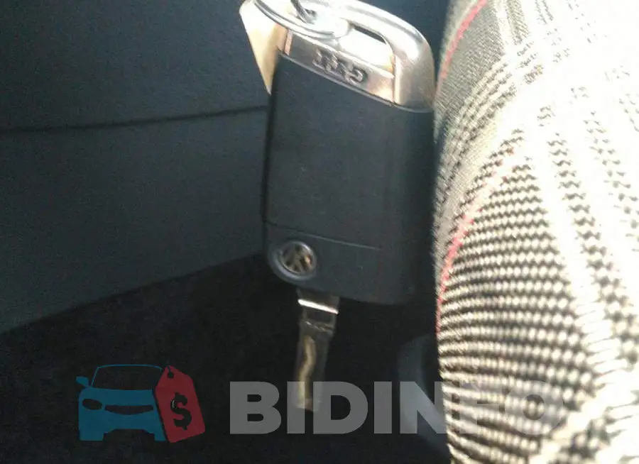3VW4T7AU4HM076121 Photo# 11