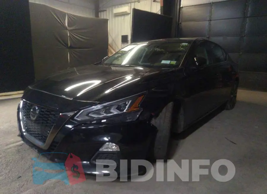 1N4BL4CV4KC163885 Photo# 2