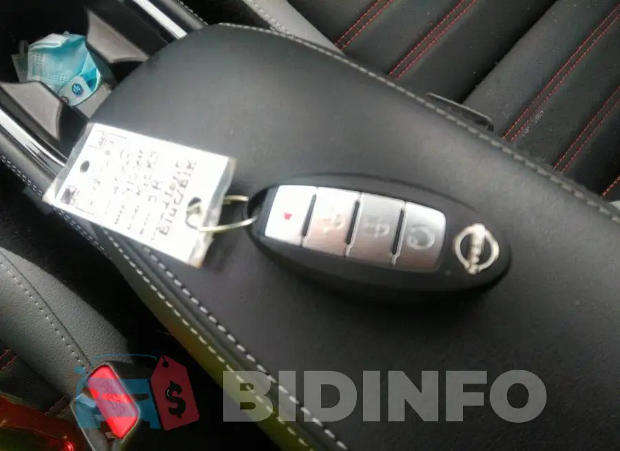 3N1CP5DV2NL483287 Photo# 11