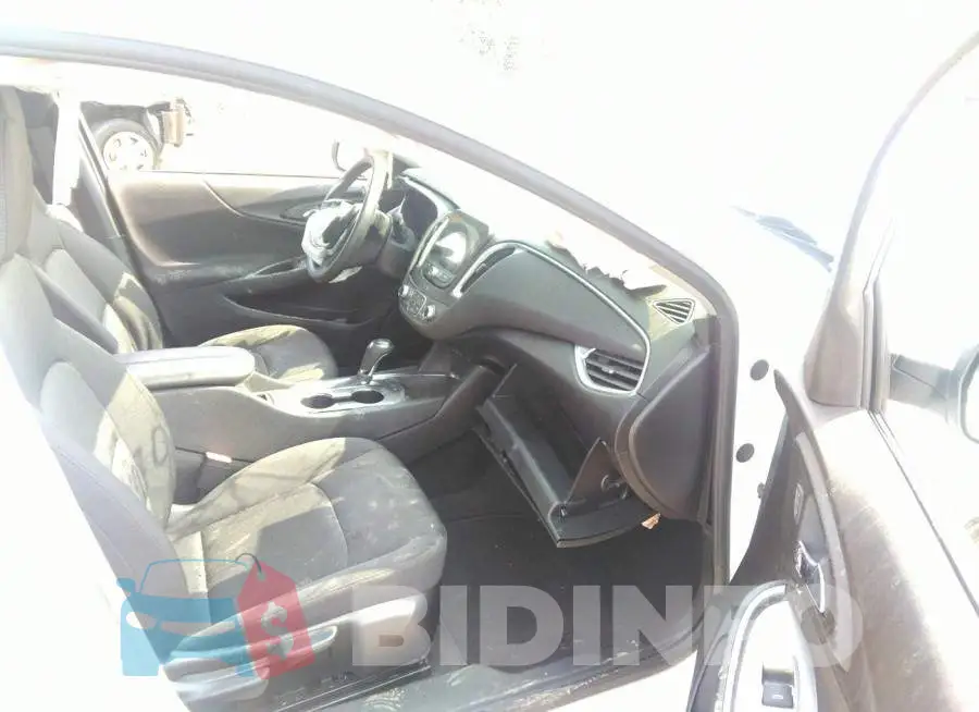 1G1ZD5ST2LF031597 Photo# 5