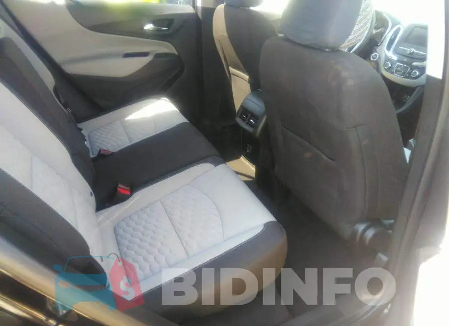 2GNAXHEV1M6155809 Photo# 8