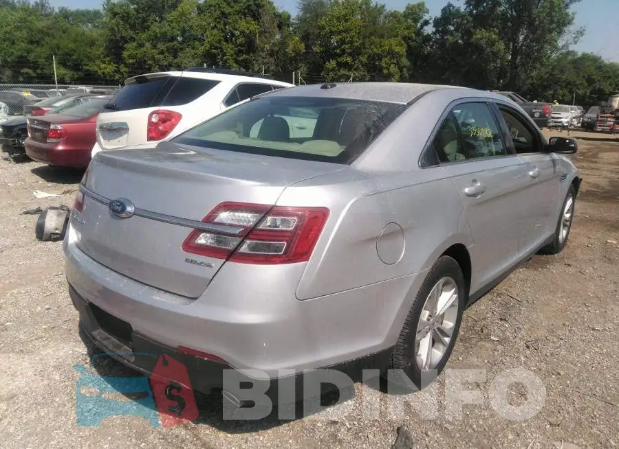1FAHP2D83GG102524 Photo# 4