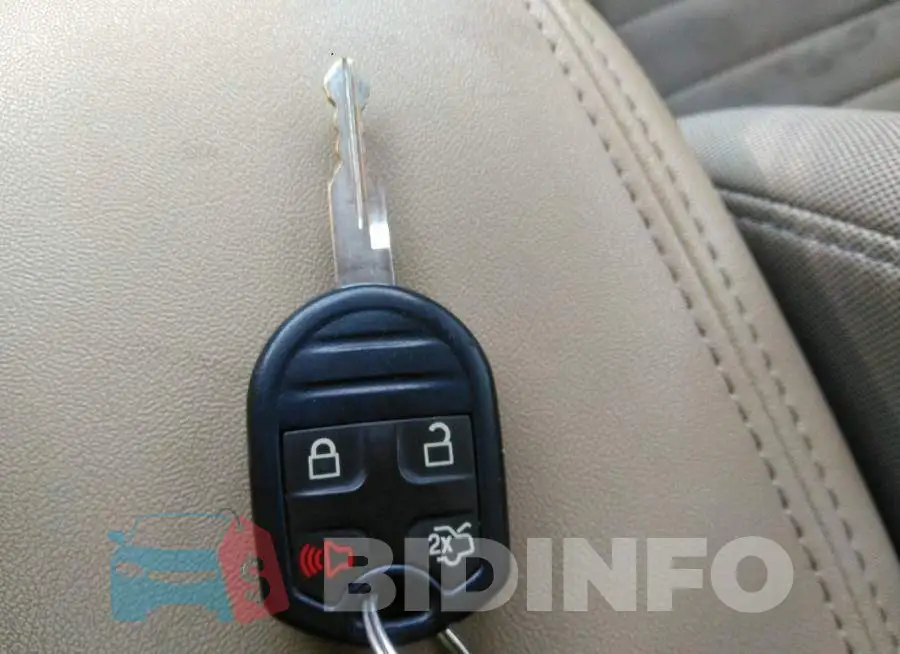1FAHP2D89FG167649 Photo# 11