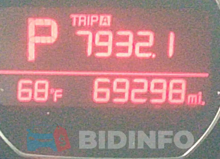 KNDJN2A24F7182139 Photo# 7