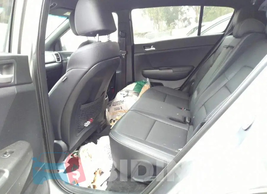 KNDP63AC8L7739832 Photo# 8