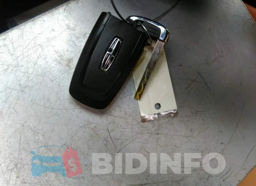 5LMCJ2C91LUL21776 Photo# 11