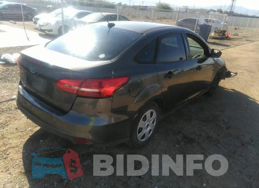 1FADP3E21GL209111 Photo# 4