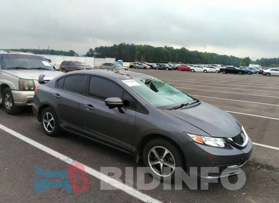 19XFB2F72FE050015 Photo# 1