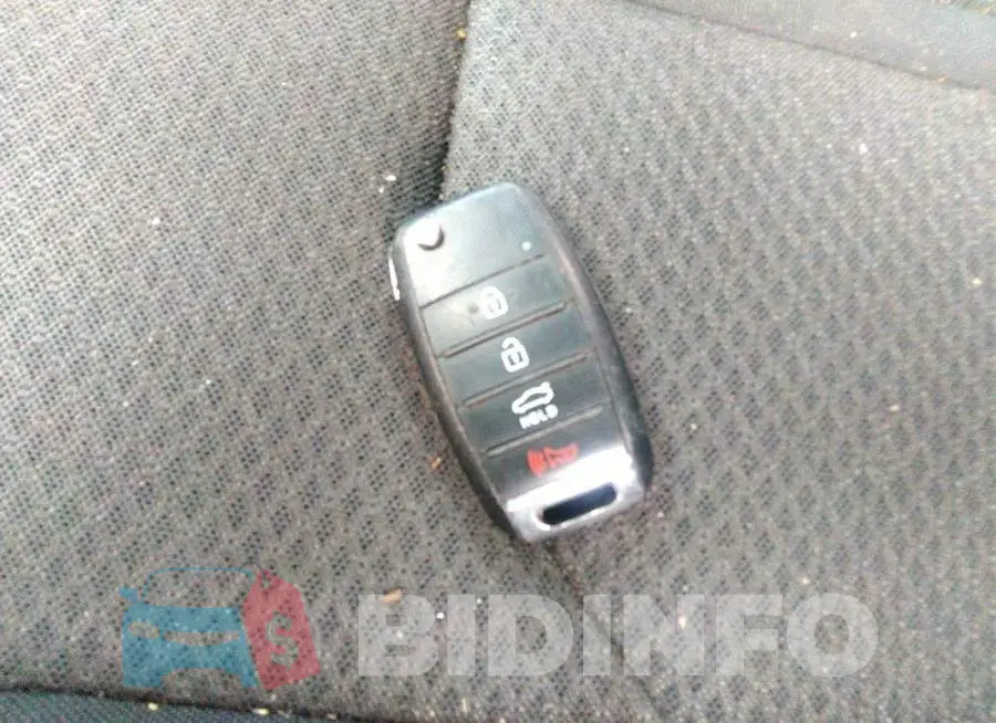 5XXGT4L37JG222327 Photo# 11
