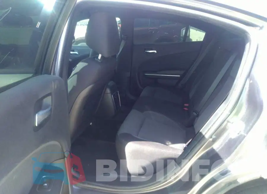 2C3CDXBG7FH893183 Photo# 8
