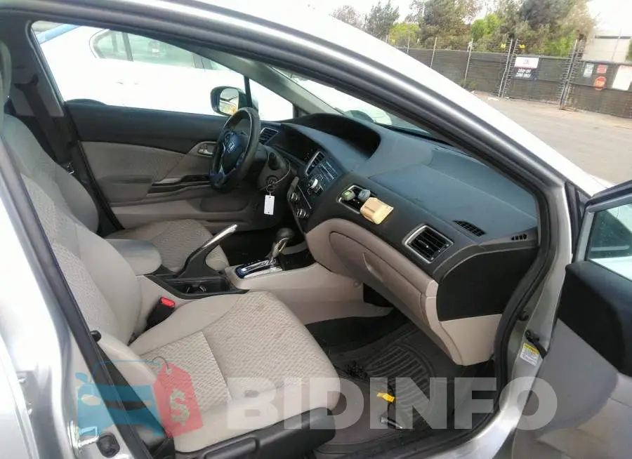 2HGFB2F56FH537058 Photo# 5