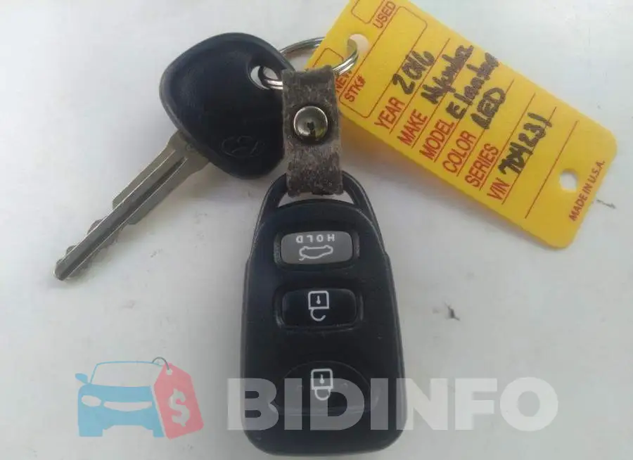 5NPDH4AE8GH704231 Photo# 11
