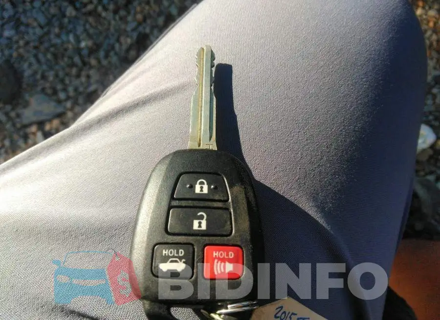 4T1BF1FK9FU972778 Photo# 11