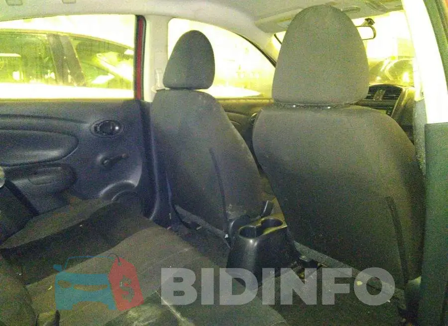 001CN7AP4JL863930 Photo# 8