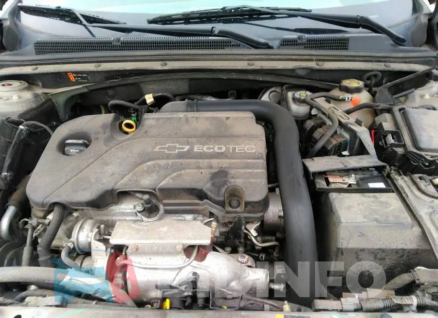 1G1ZD5ST2JF152241 Photo# 10