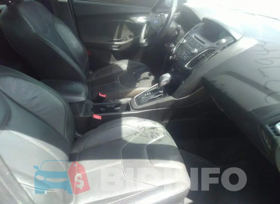1FADP3F21FL334073 Photo# 5