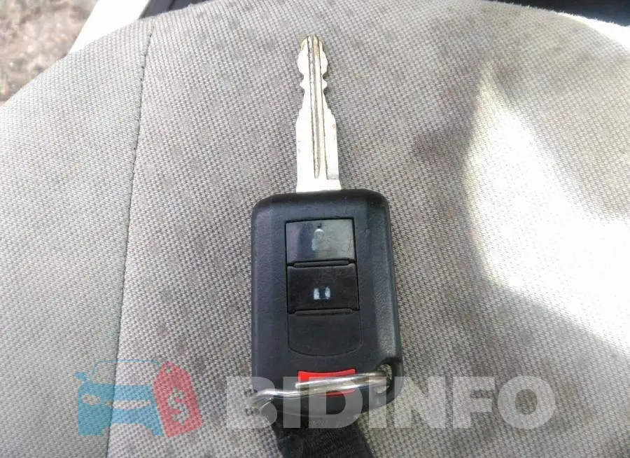 ML32F3FJ6HH004319 Photo# 11