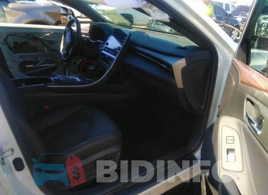 4T1LB1BB8MU001418 Photo# 5