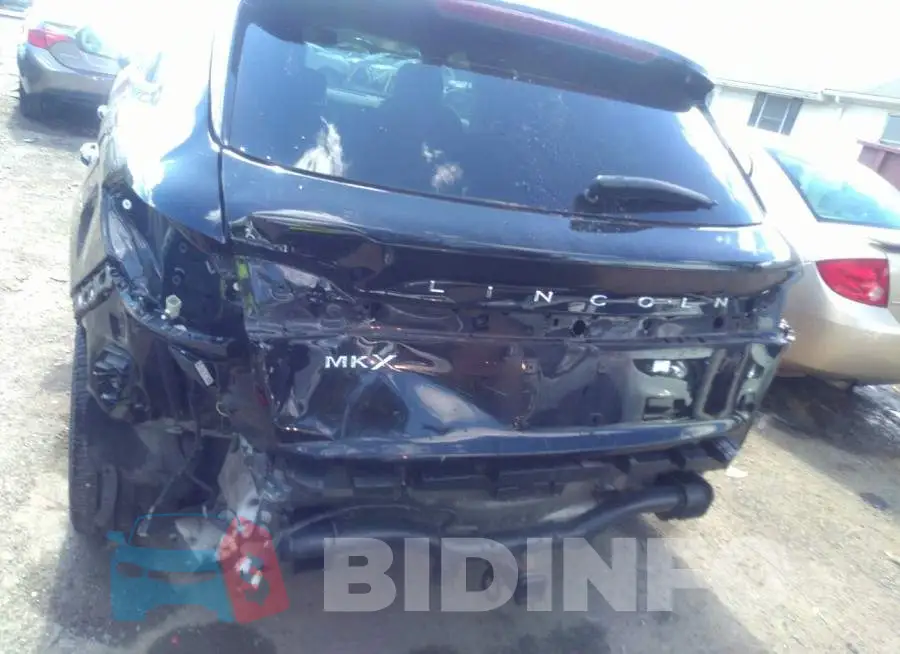 2LMPJ6LR6GBL41114 Photo# 6