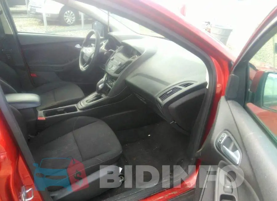1FADP3FE2JL307435 Photo# 5