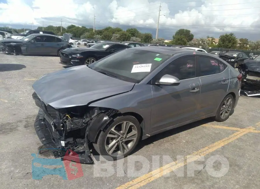 5NPD84LF8HH063427 Photo# 2