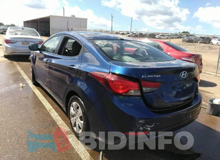 5NPDH4AE8GH697071 Photo# 3