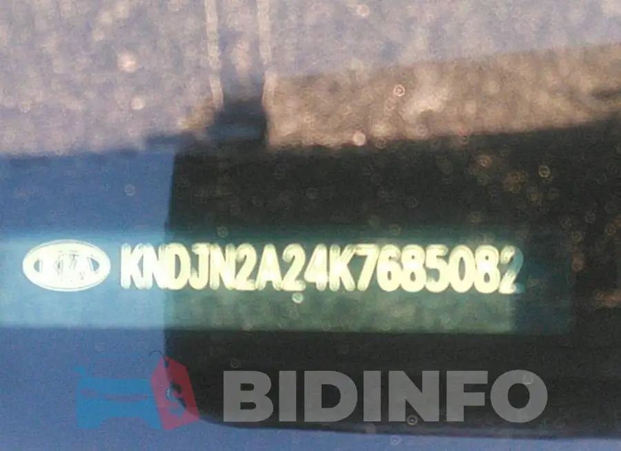 KNDJN2A24K7685082 Photo# 9