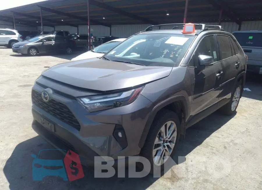 2T3A1RFV4NC288117 Photo# 6