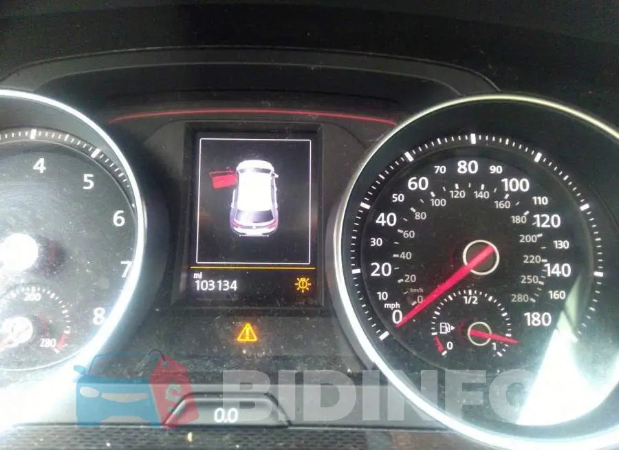 3VW4T7AU7FM004360 Photo# 7