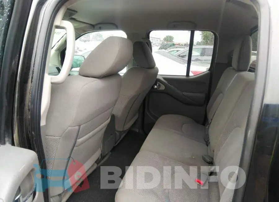 1N6AD0EV4JN745431 Photo# 8